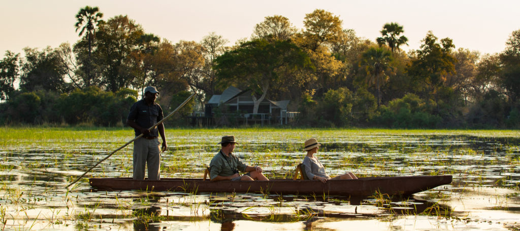 Botswana - Okavango Delta - 1553 - Abu Camp canoe