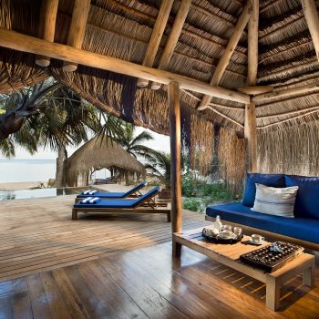 benguerra-island-private-deck