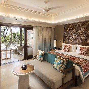 lemuria-seychelles-2016-ab-senior-suite-bedroom-01